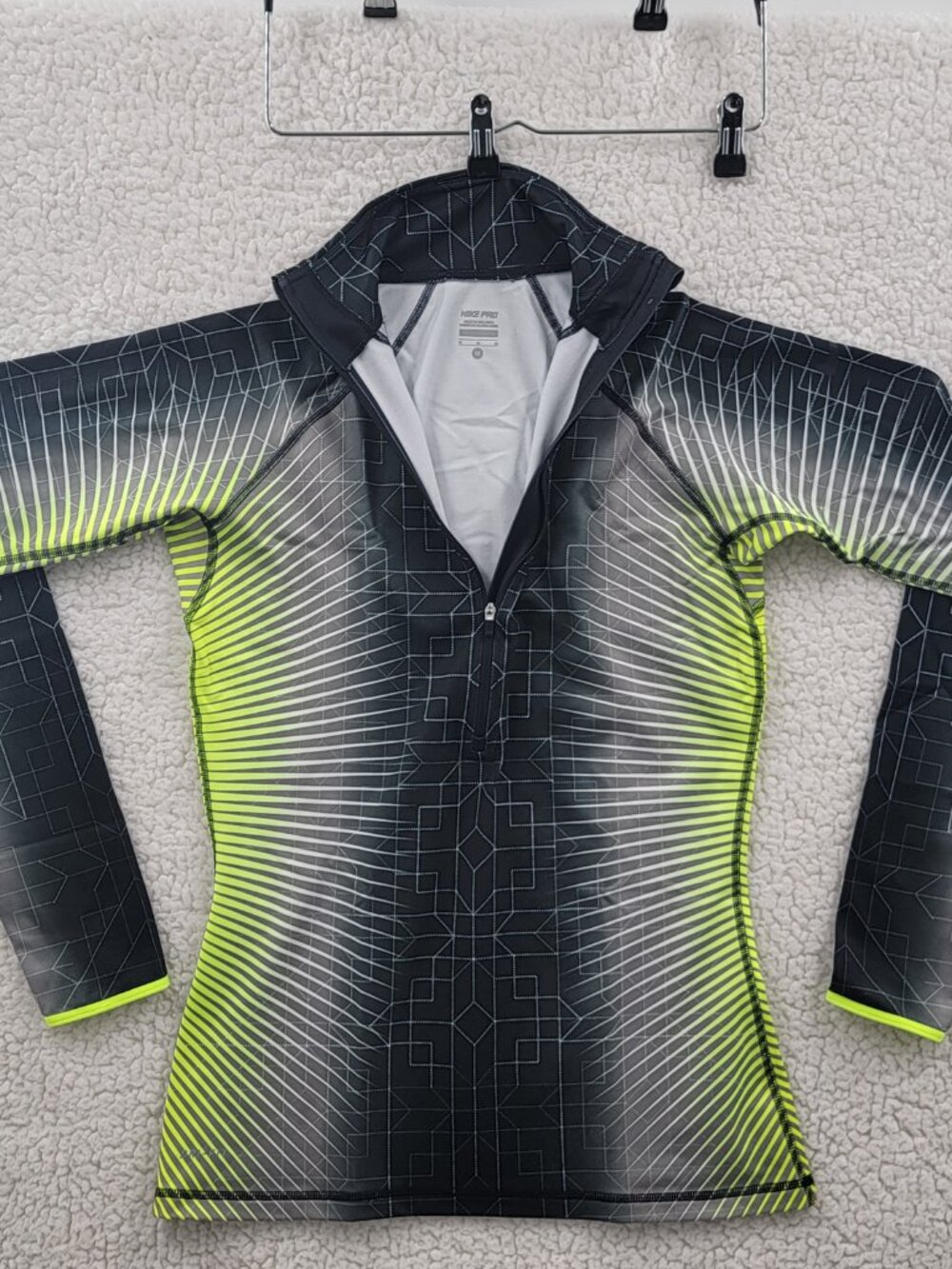 Nike Pro Hypewarm Half Zip Dri-fit Pullover Sweatshirt Size Medium